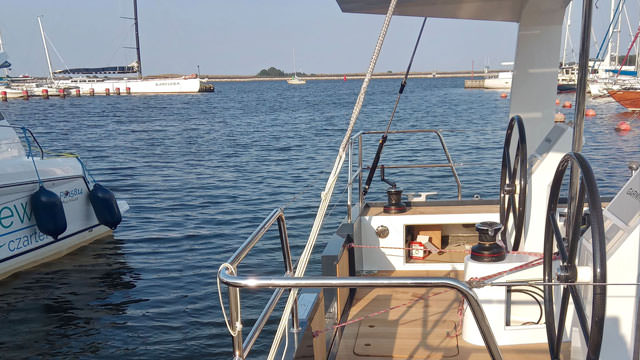 OUTSTAR 48